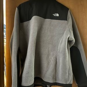 NORTHFACE Grey Fleece Jacket Size L